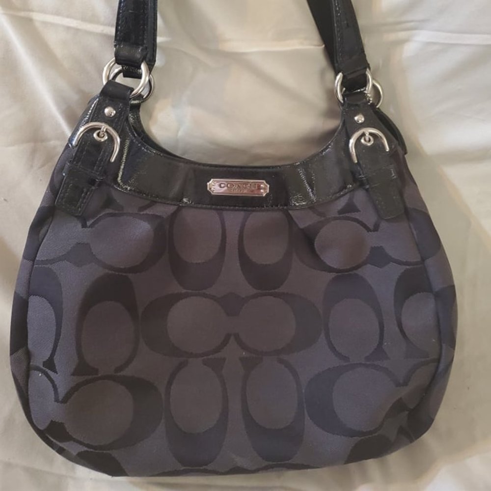 Adorable Black COACH purse